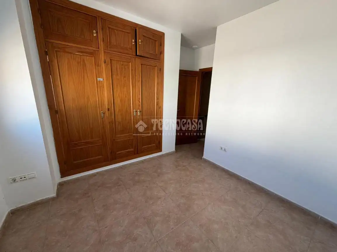 Dormitori de Casa adosada en venda en Chiclana de la Frontera amb Terrassa