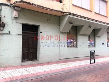 Local comercial en venda a Bembibre