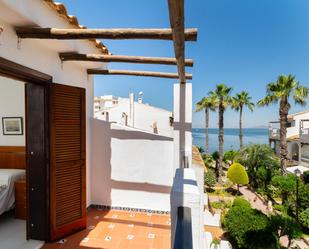 Dormitori de Casa o xalet en venda en La Manga del Mar Menor amb Aire condicionat, Terrassa i Balcó