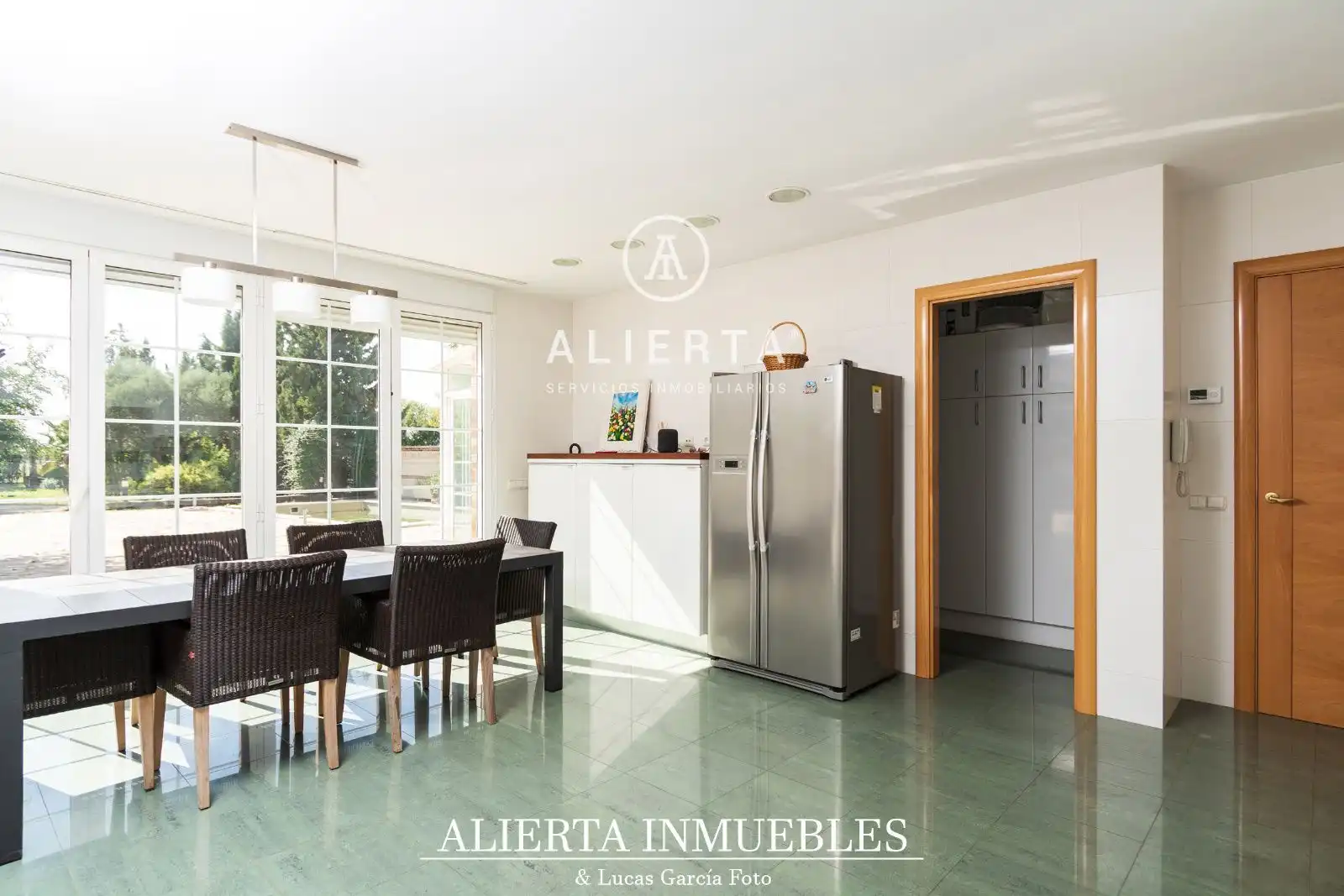Houses for sale in Damas, San Juan de Mozarrifar