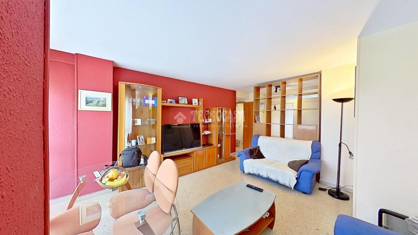 Living room of Flat for sale in Manresa  with Air Conditioner and Heating