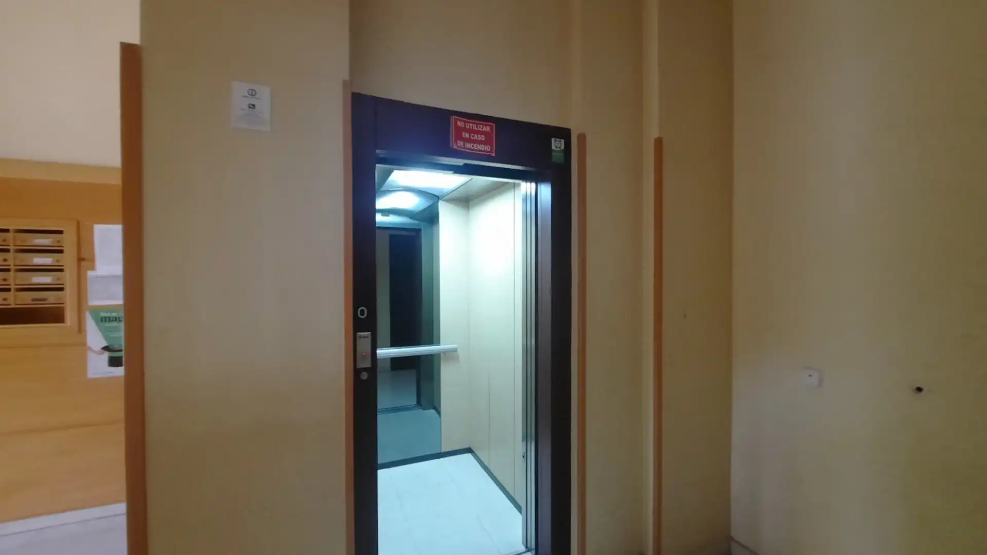 Pis en venda en Madrid amb Parquet, Traster i Alarma