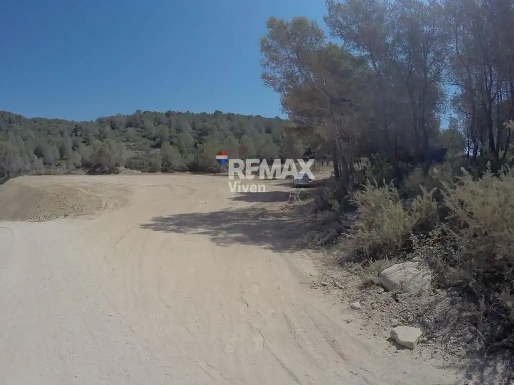 Land for sale in Vallpineda - Santa Bàrbara