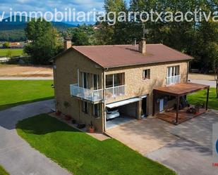 Exterior view of Country house for sale in La Vall d'en Bas  with Heating, Private garden and Terrace