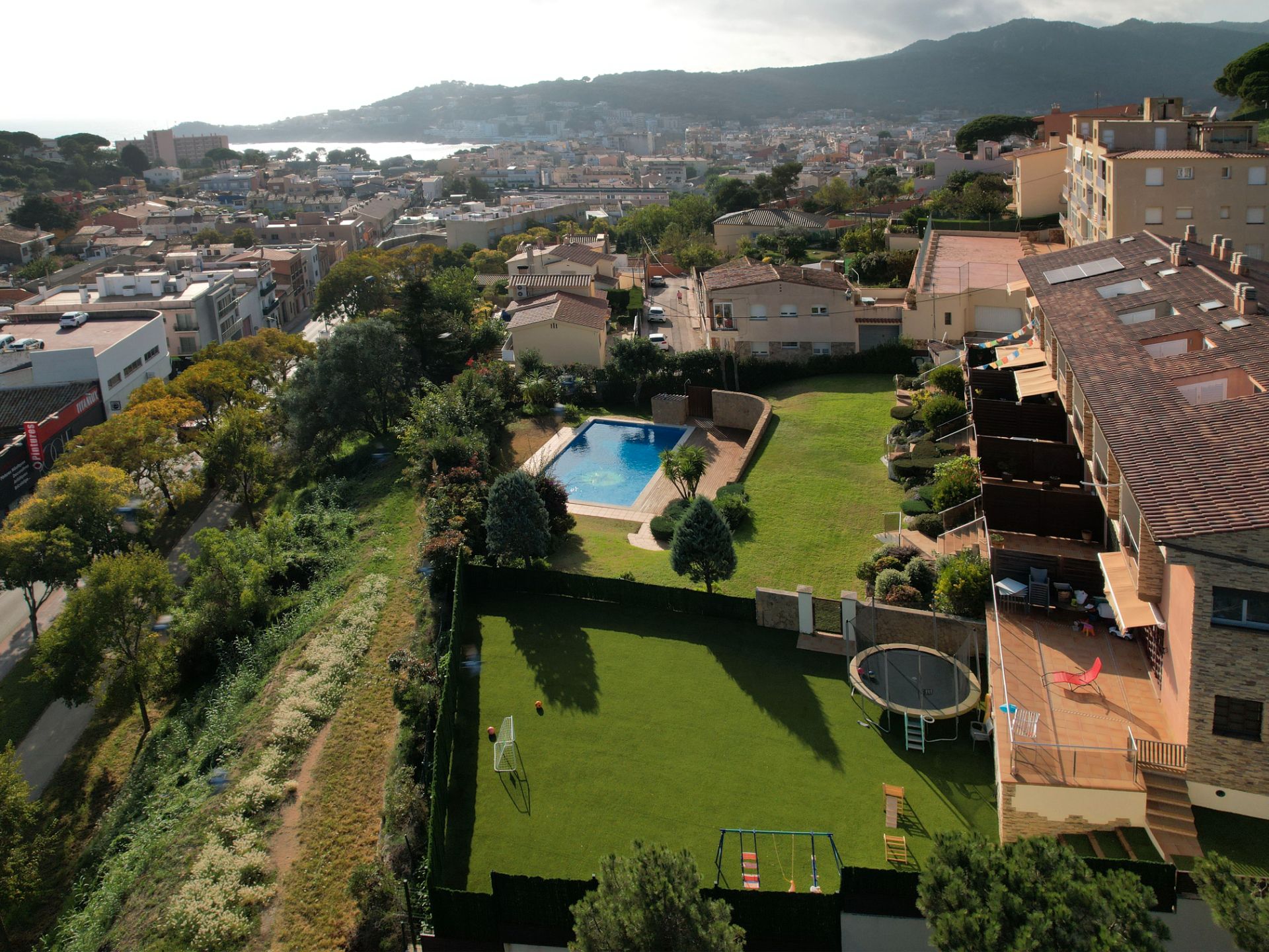 Piscina de Casa adosada en venda en Sant Feliu de Guíxols amb Calefacció, Parquet i Terrassa