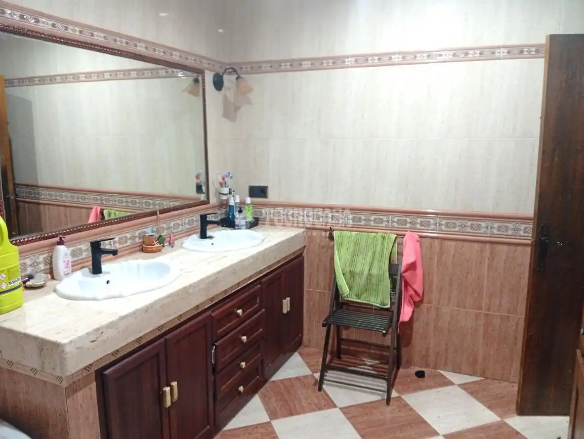 Baño de Casa adosada en venta en Coria del Río