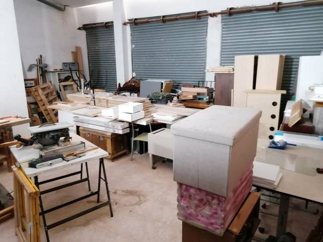 Local comercial en Alquiler en Via Alexandra en Can Rull