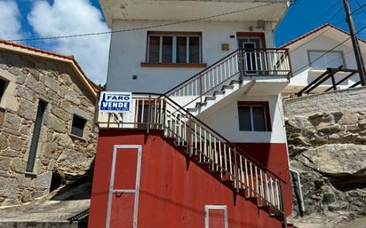 Außenansicht von Haus oder Chalet zum verkauf in Carnota mit Balkon