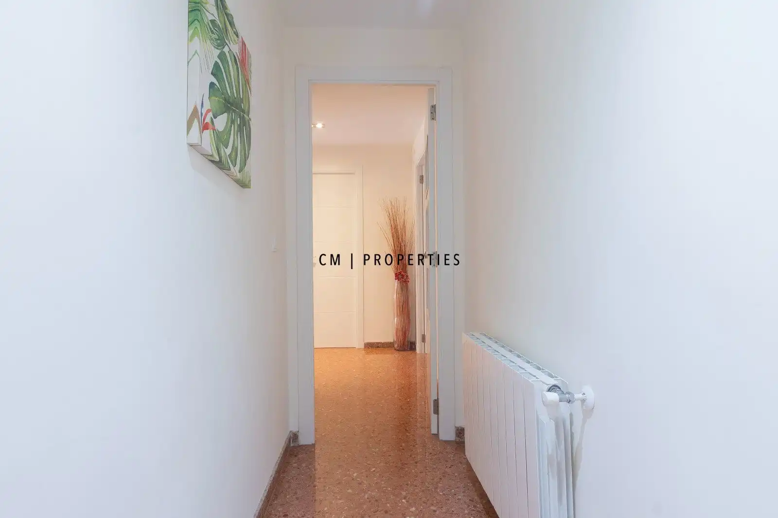 Wohnung zur Miete in Valencia mit Klimaanlage, Heizung und Terrasse