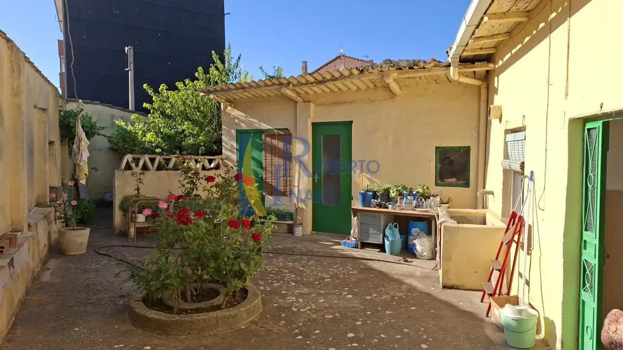 Maison avec jardin à vendre à Valencia de Don Juan
