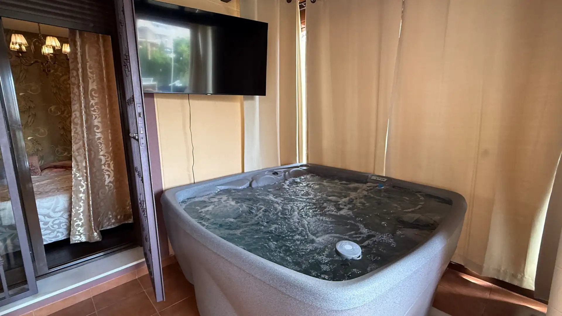 Casa con terraza en venta en Los Collados-Los Geraneos, imagen 3
