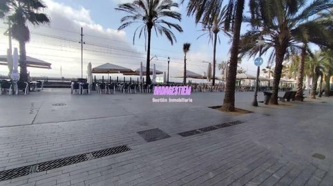 Foto 2 de Casa adosada en venda a Centre, Badalona