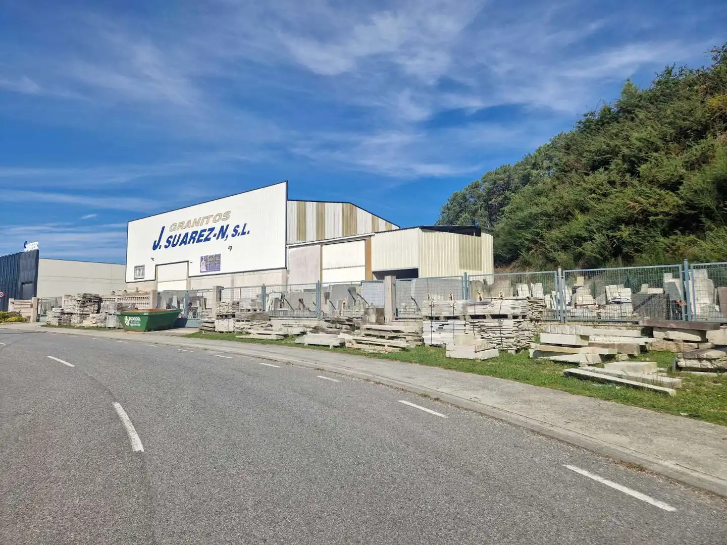 Exterior view of Industrial buildings for rent in Noia