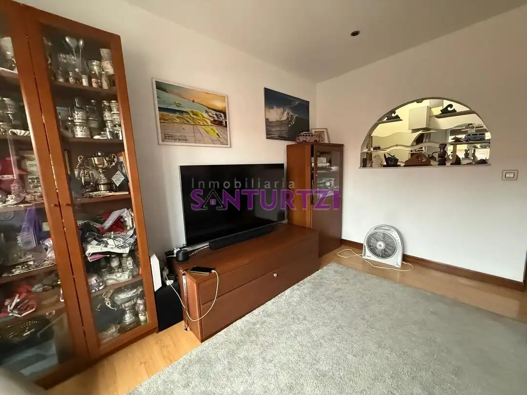 Living room of Flat for sale in Santurtzi   with Heating and Storage room