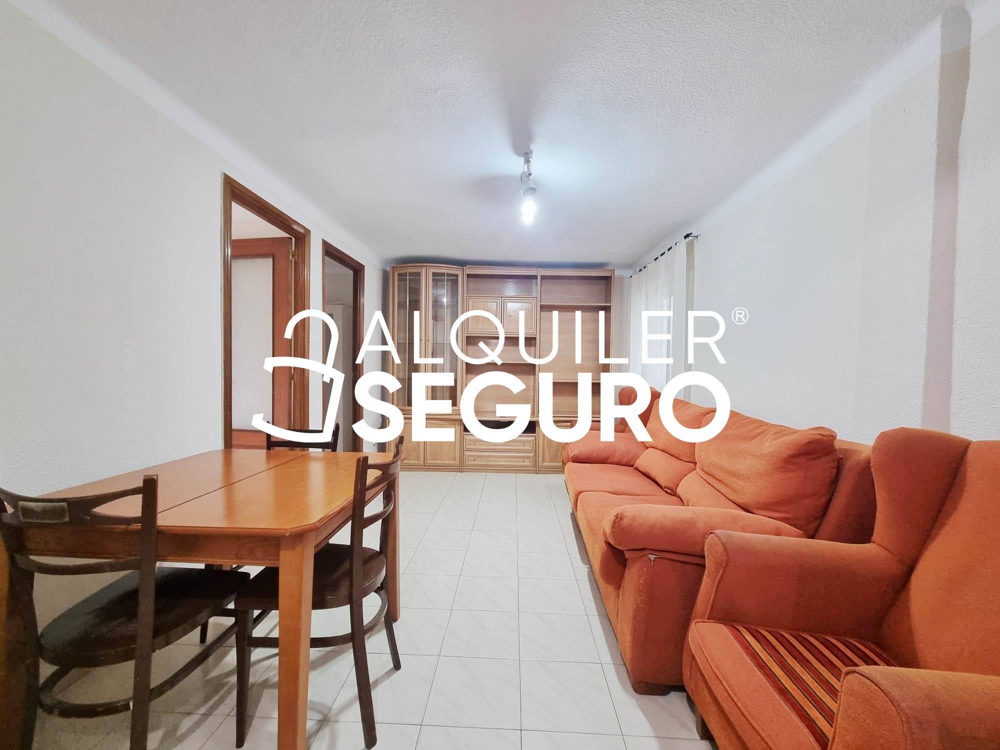 Sala d'estar de Pis de lloguer en Pozuelo de Alarcón amb Calefacció, Terrassa i Moblat