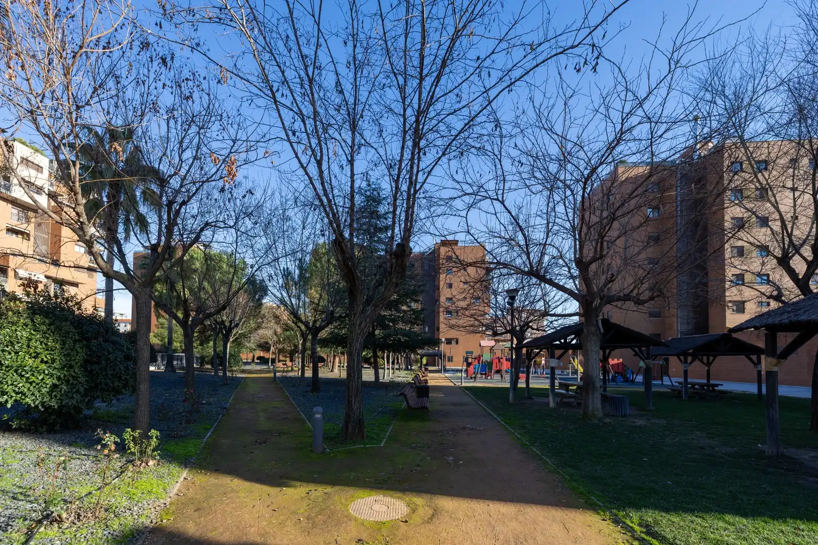 Vista exterior de Ático en venta en Granada con Aire acondicionado, Calefacción y Terraza