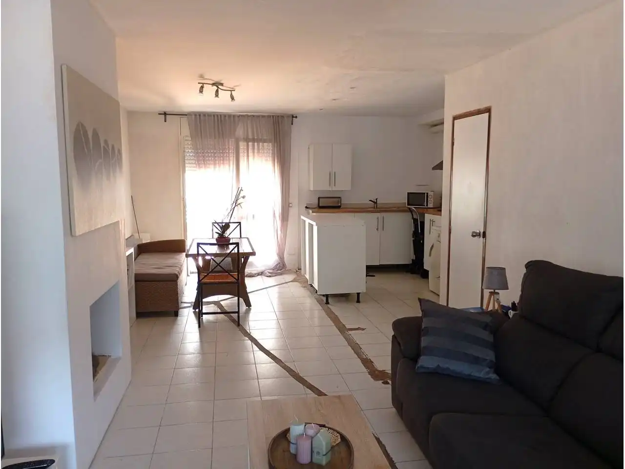 Sala d'estar de Casa o xalet en venda en Cunit amb Calefacció, Jardí privat i Terrassa