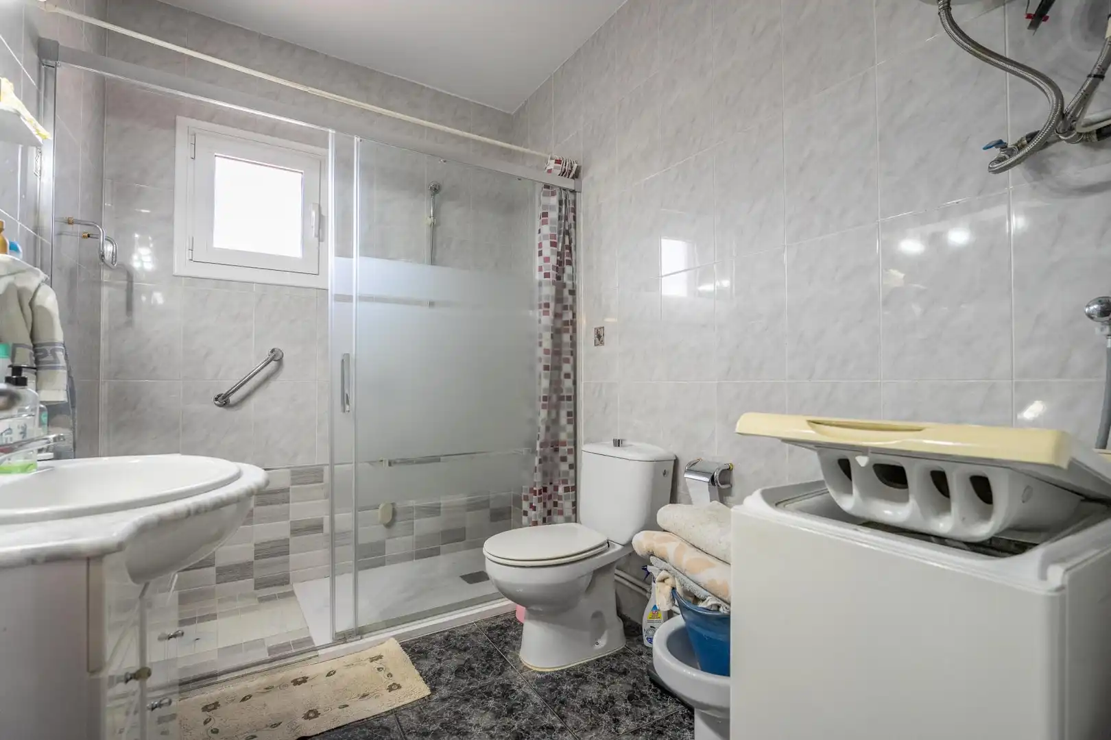 Baño de Finca rústica en venta en Riudoms con Calefacción y Jardín privado