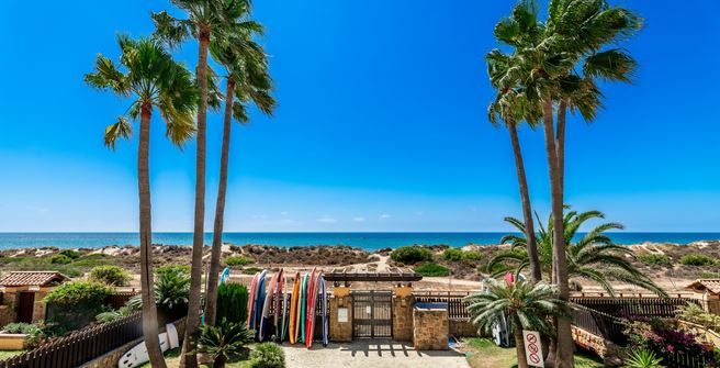 Exterior view of Flat to rent in Marbella  with Air Conditioner, Terrace and Furnished