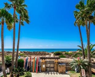 Vista exterior de Pis de lloguer en Marbella amb Aire condicionat, Terrassa i Moblat
