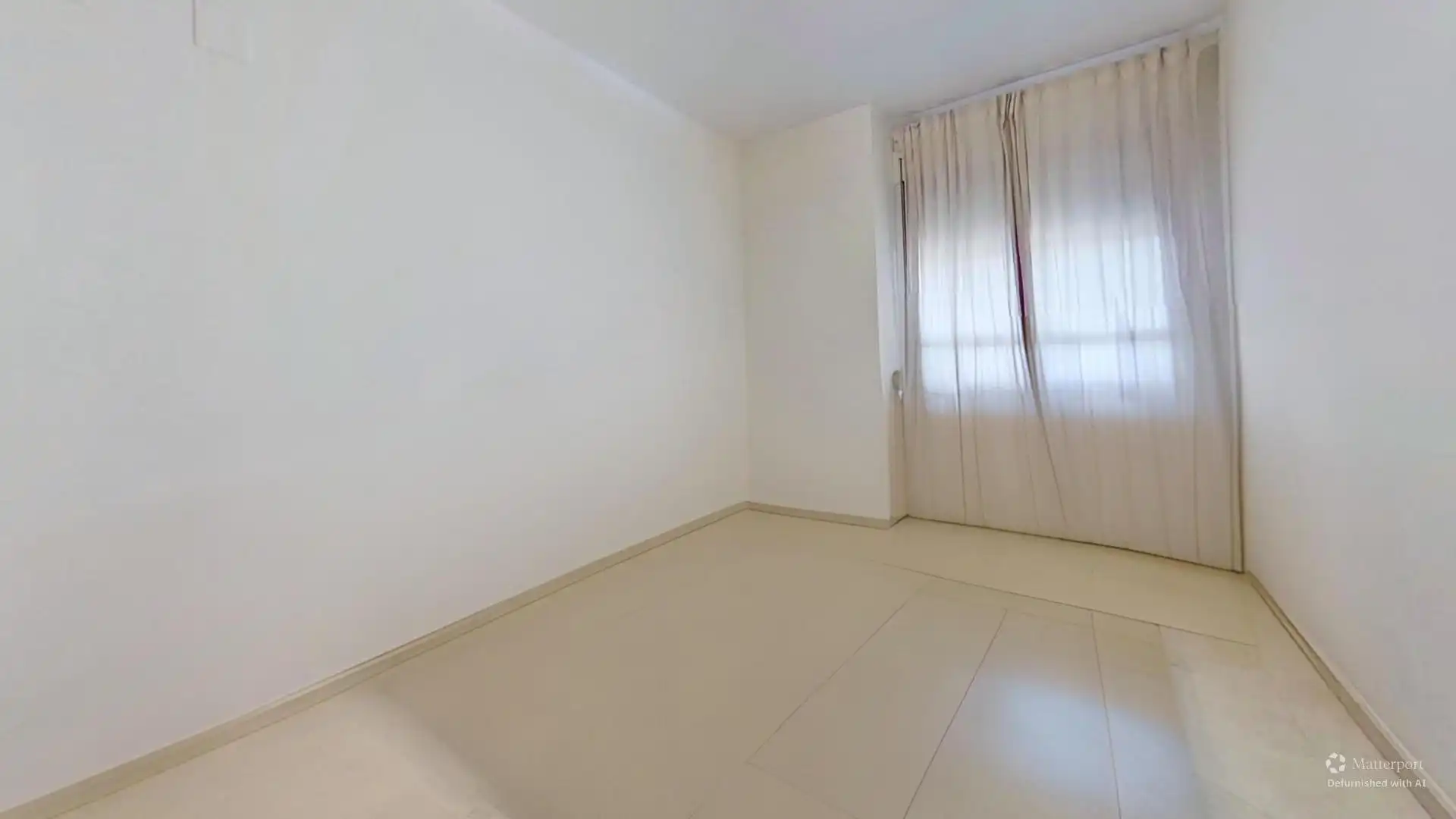 Schlafzimmer von Wohnung zum Verkauf in Valencia mit Klimaanlage, Privatgarten und Terrasse