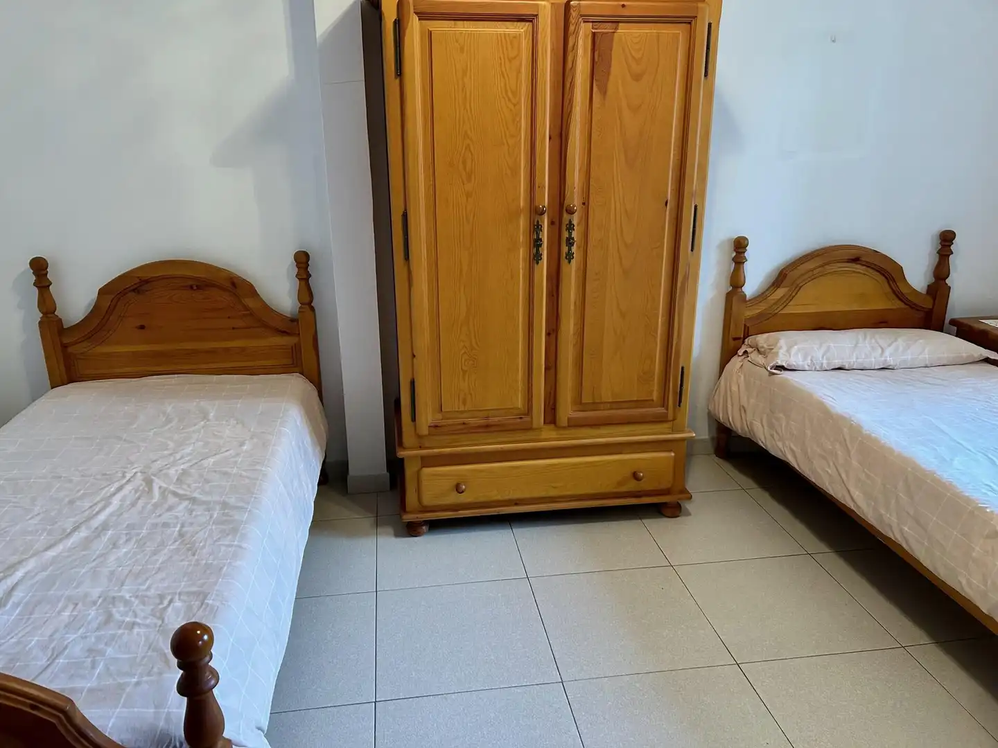 Habitación de Casa adosada en venta en Mataró con Aire acondicionado, Calefacción y Terraza