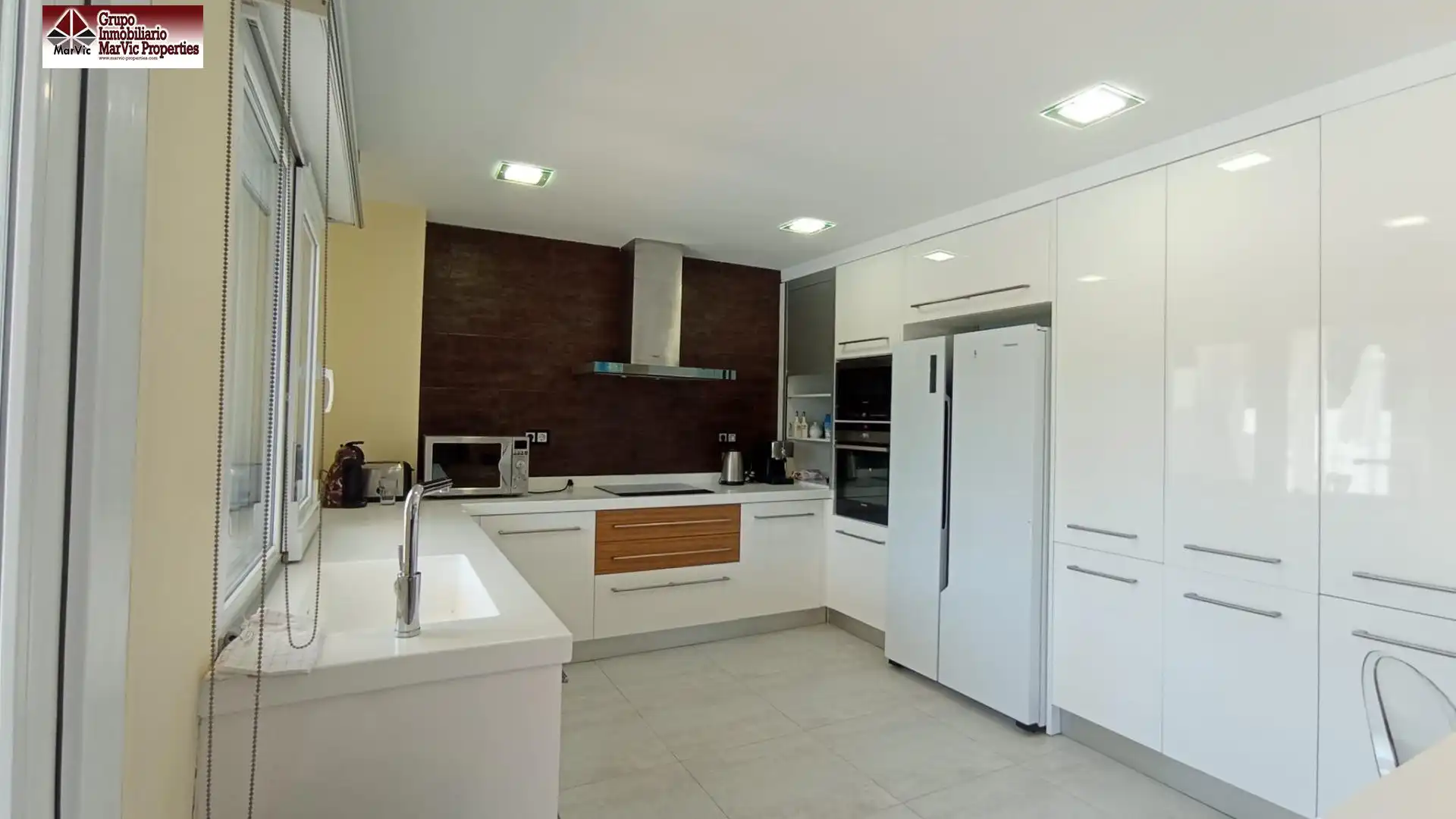 Cocina de Casa o chalet en venta en Altea con Aire acondicionado, Jardín privado y Terraza