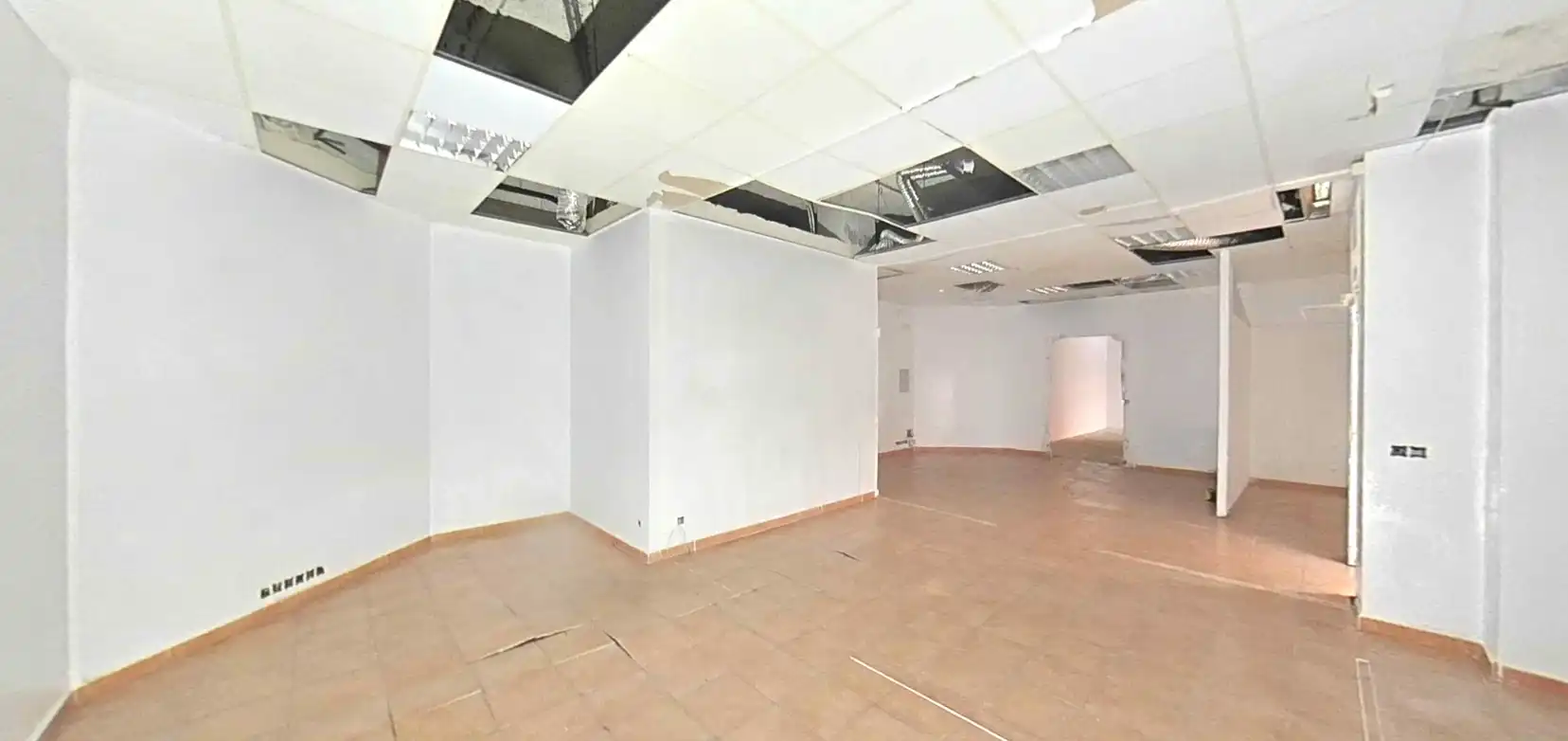 Local comercial en venda a Calle del Globo, imagen 3