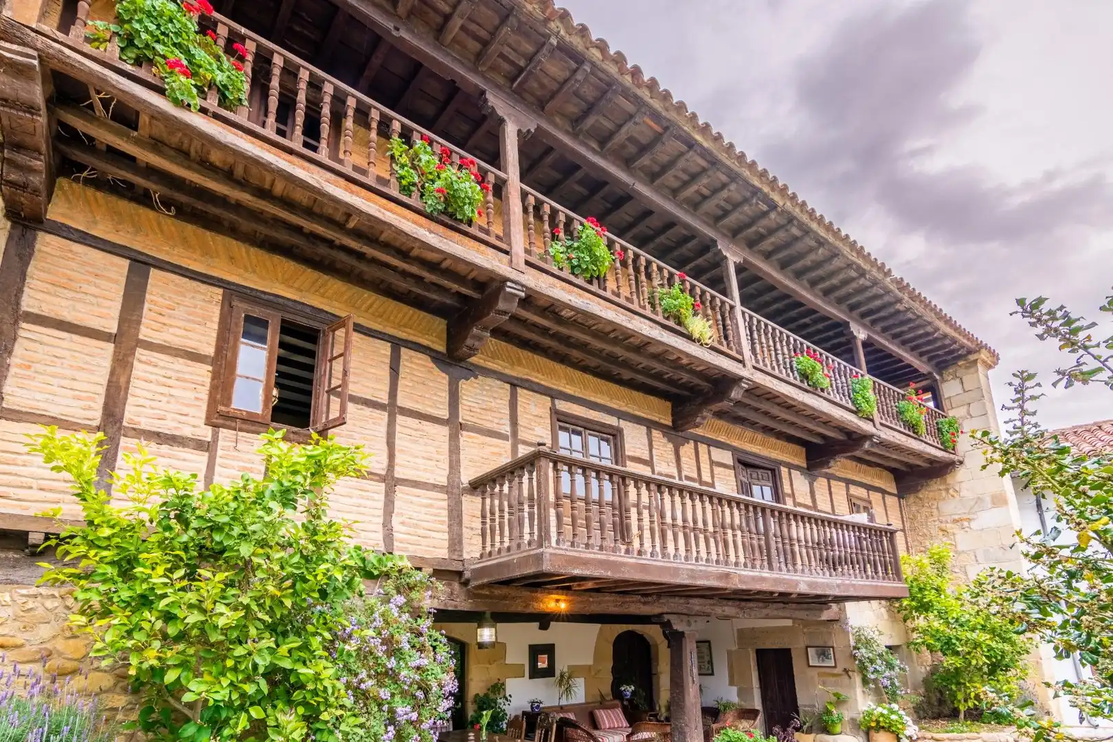 Vista exterior de Casa o chalet en venta en Reocín