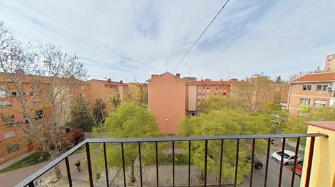 Foto 4 de Piso de alquiler en Abrantes,  Madrid Capital