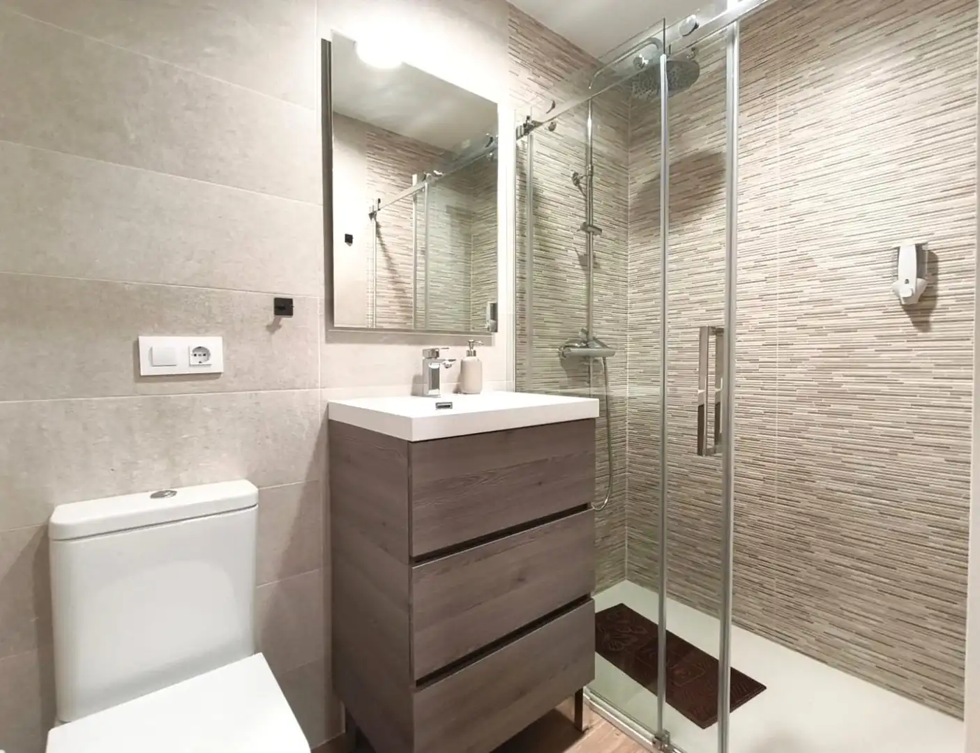 Bany de Apartament en venda en Hervás amb Aire condicionat i Moblat