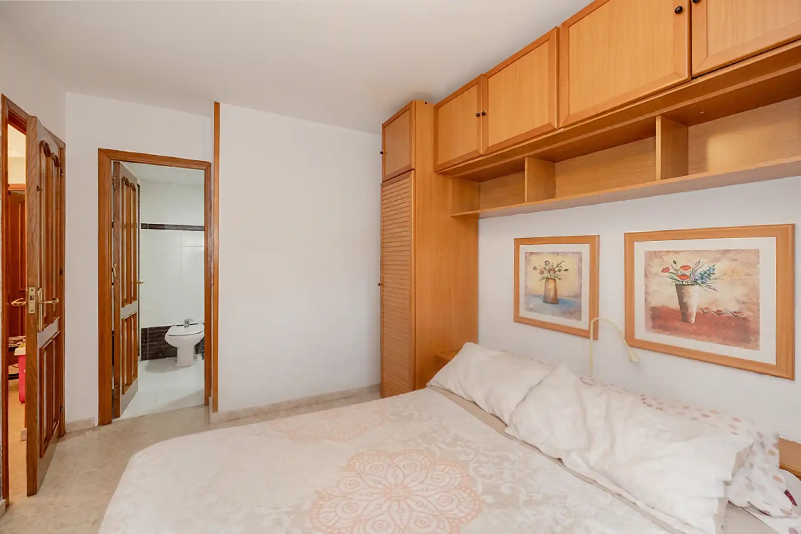 Habitación de Piso en venta en Málaga con Amueblado, Balcón y Piscina comunitaria