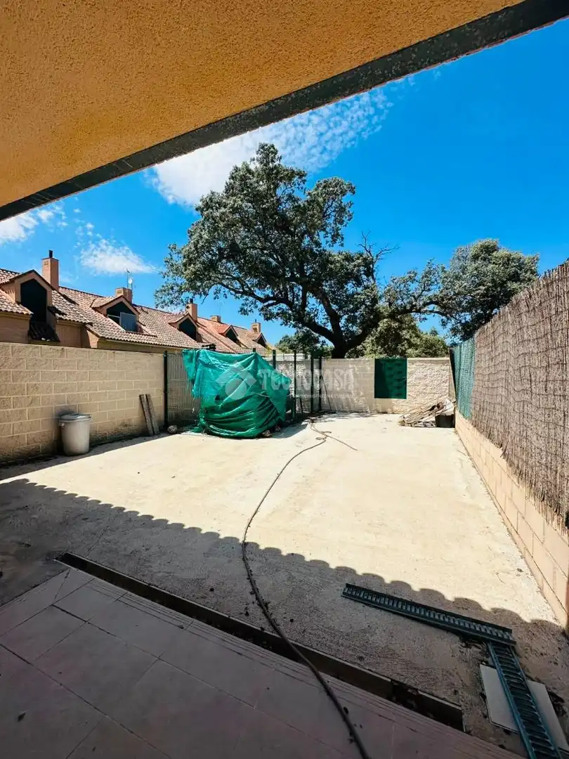 Casa aparellada en venda a Escalona, imagen 34