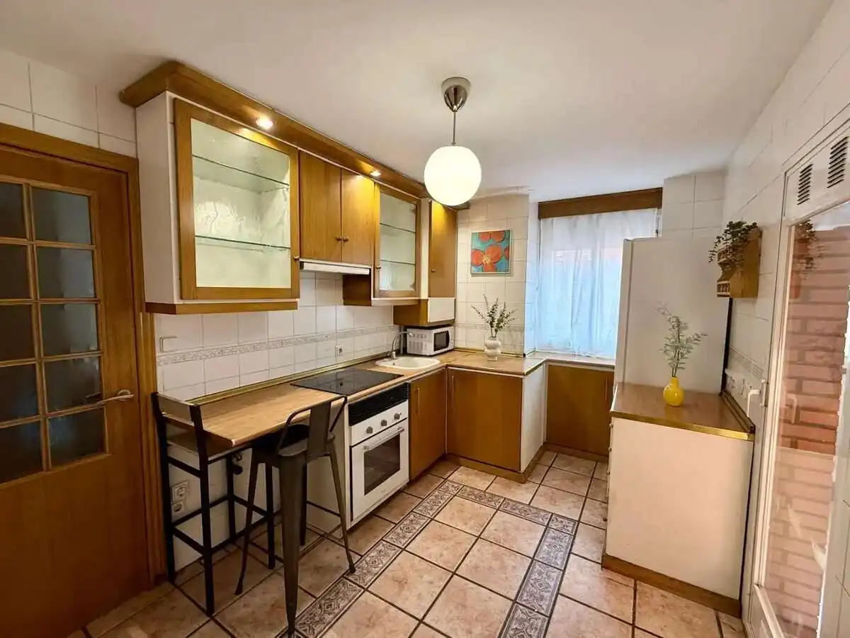 Cocina de Piso en venta en Madrid con Terraza y Trastero