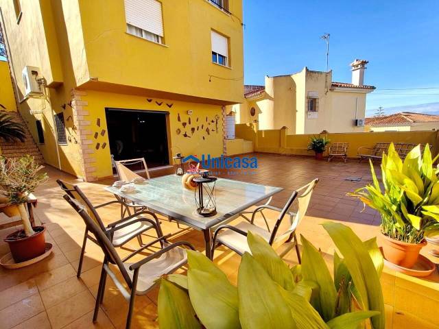 Casa-chalet en Venta en Calle ESCRITOR ATIENZA HUERTOS en Fuente Alegre - El Chaparral - Los Morales