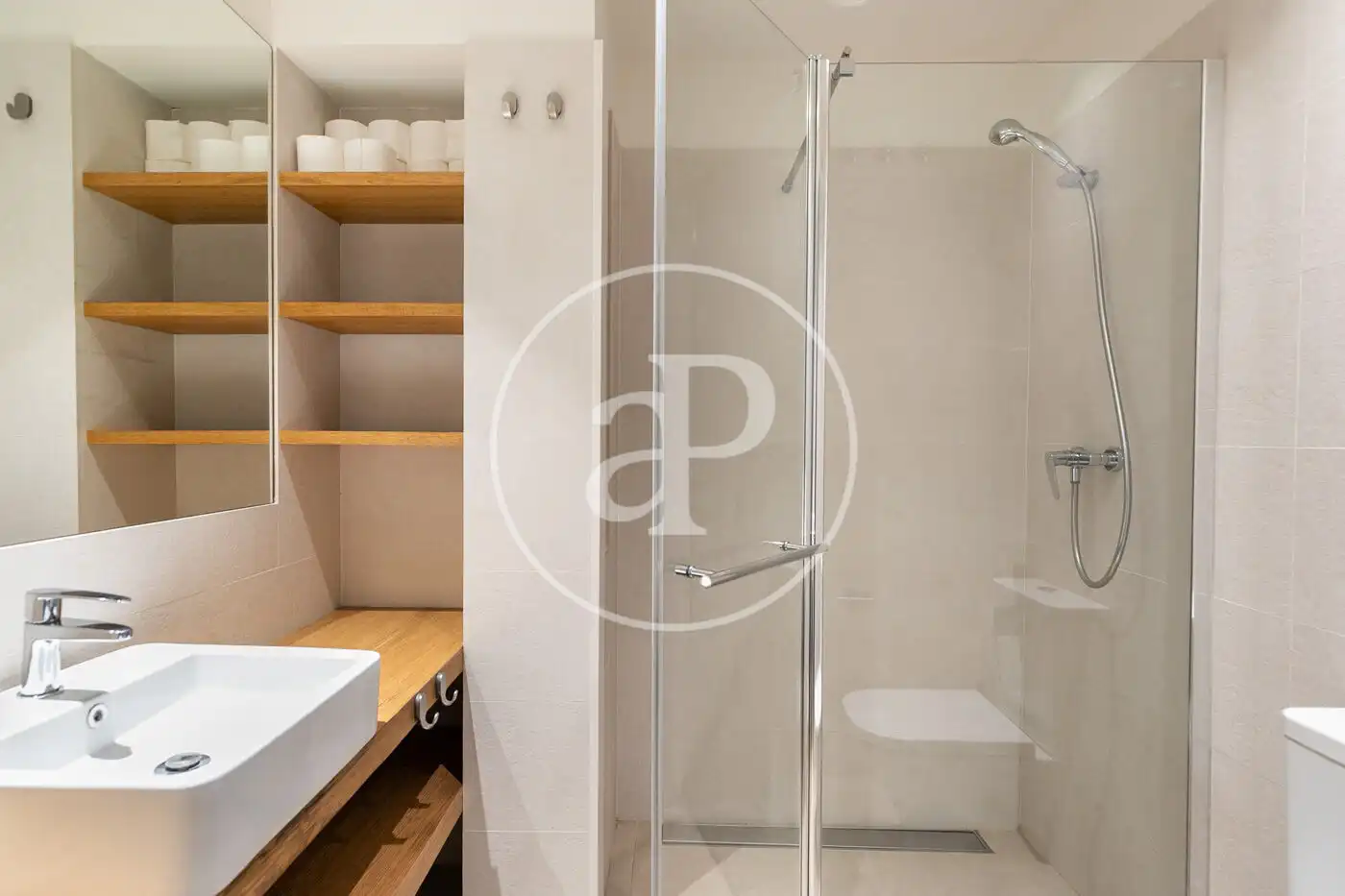 Planta baja en venta en Carrer de la Riera Alta, El Raval
