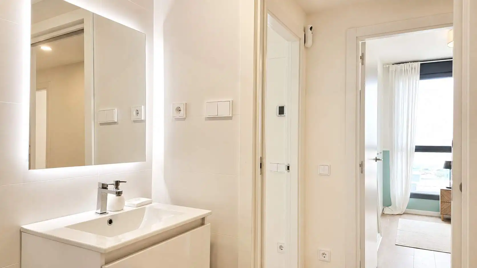 Badezimmer von Wohnung zur Miete in Badalona mit Klimaanlage, Terrasse und Möbliert