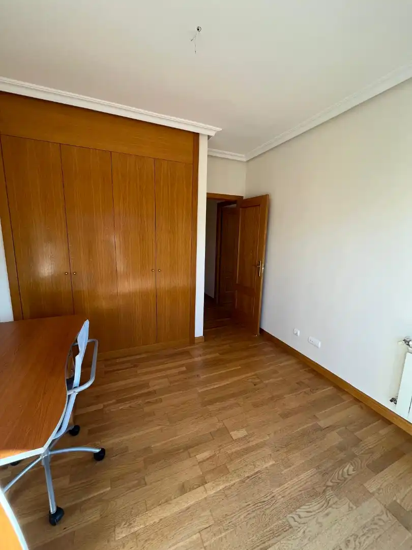 Habitación de Ático en venta en Las Rozas de Madrid con Aire acondicionado, Calefacción y Parquet