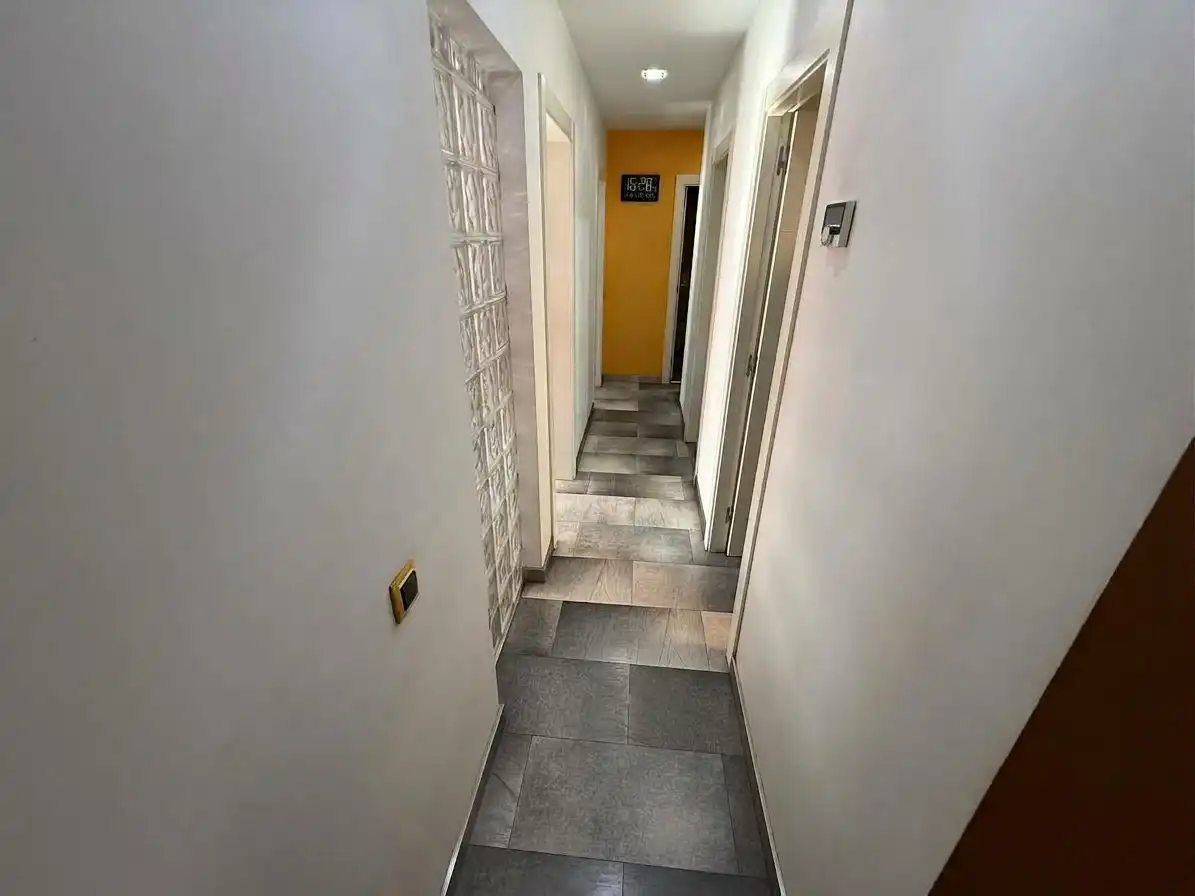 Pis amb ascensor en venda a Carrer Isaac Albéniz, imagen 6