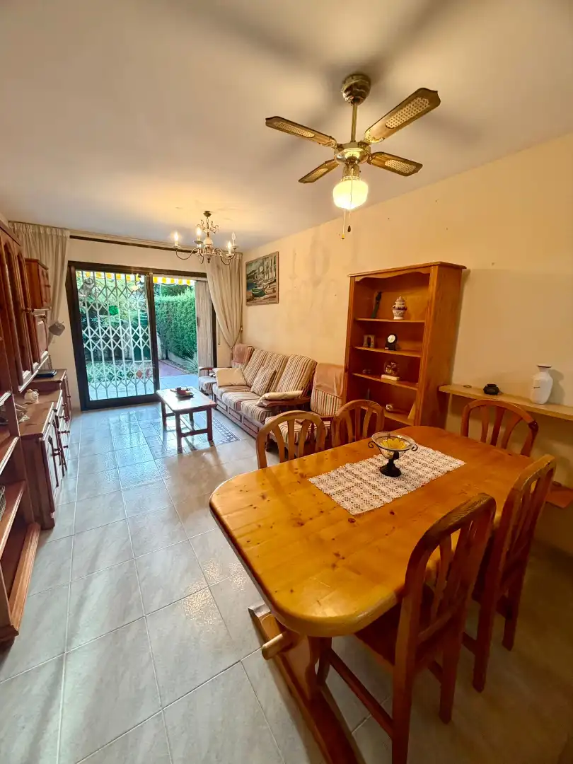 Sala d'estar de Planta baixa en venda en Cambrils amb Jardí privat, Terrassa i Traster