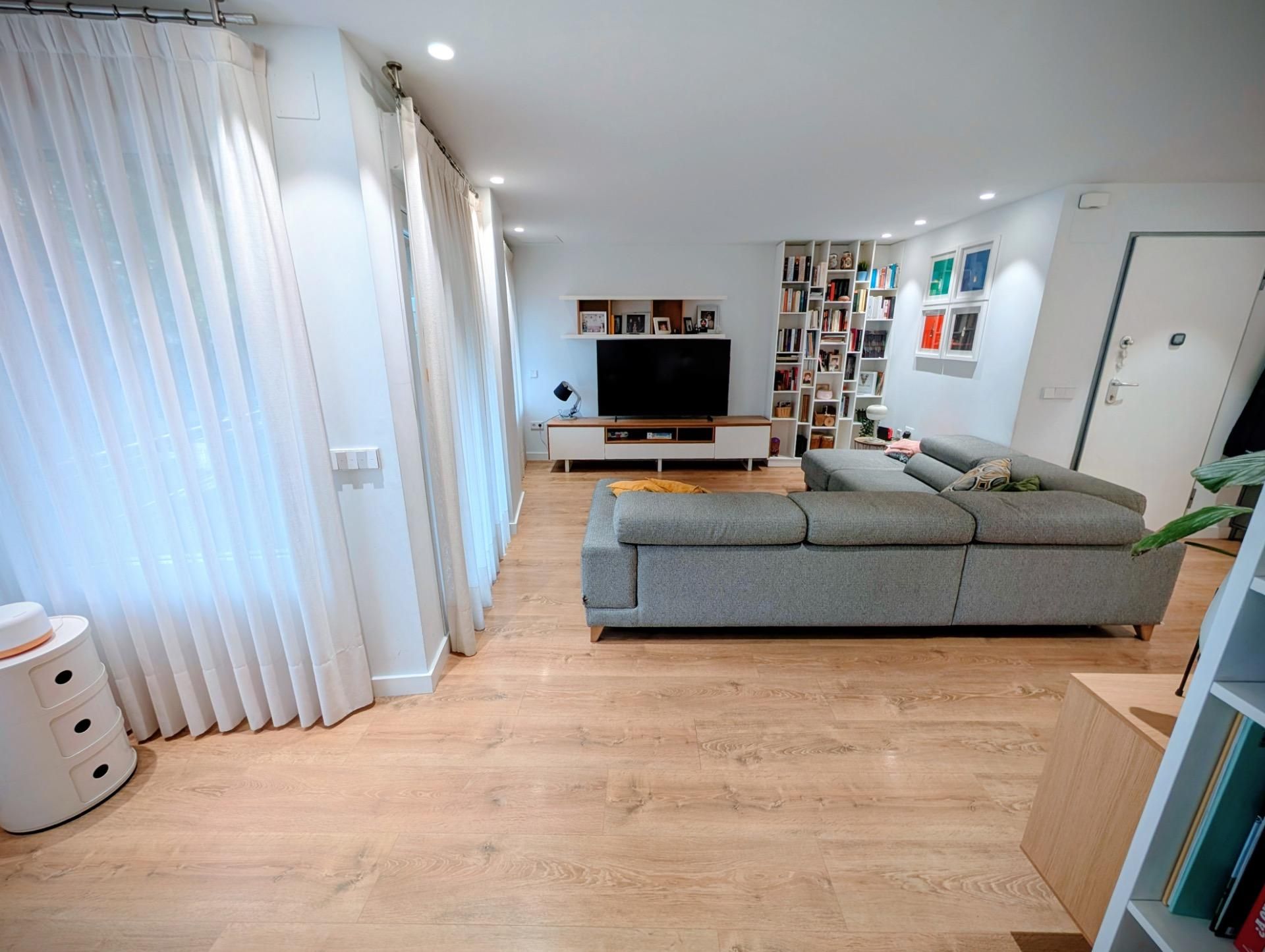 Pis en venda a Corea