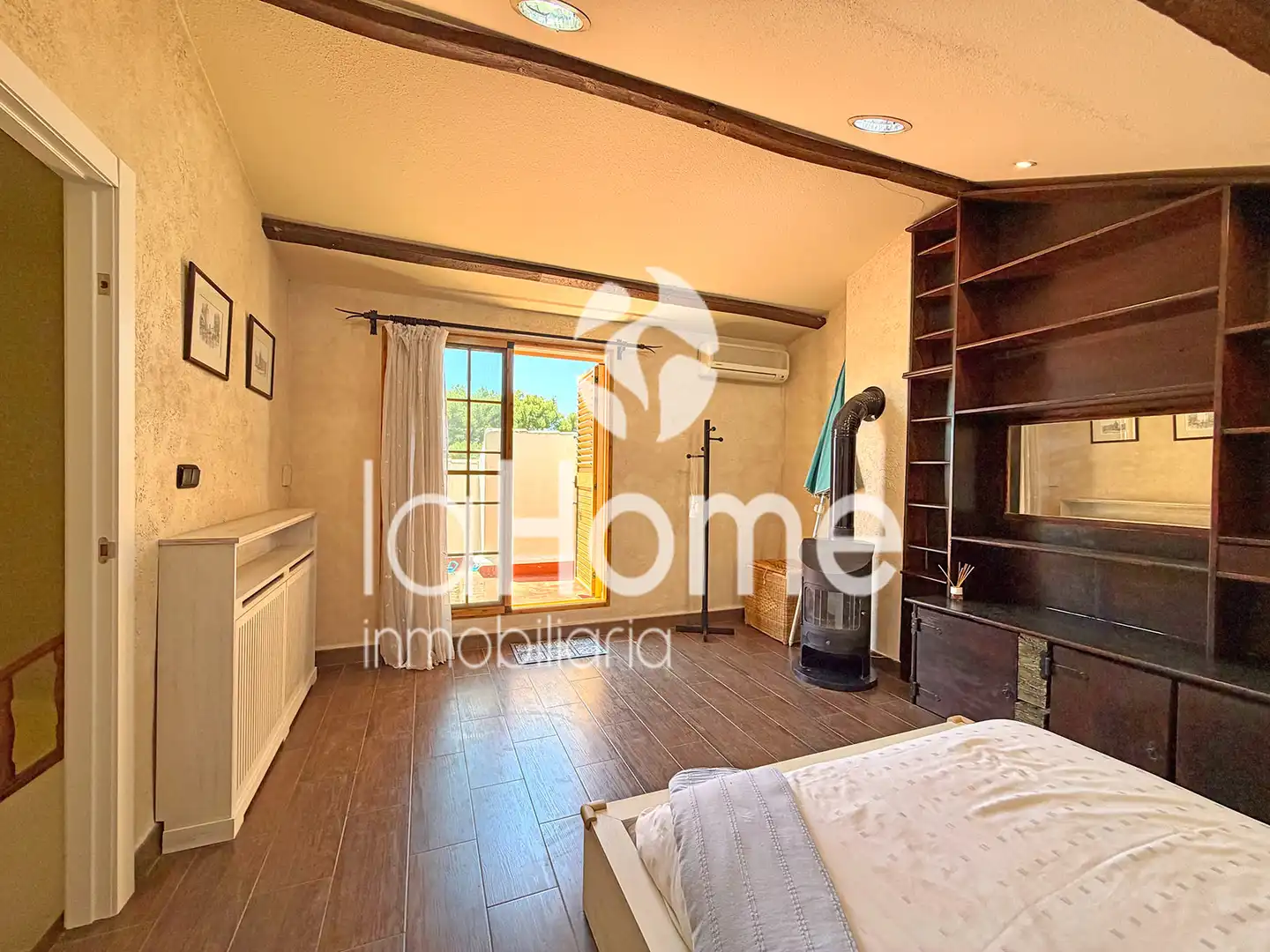 Bedroom of Detached homes for sale in Paterna  with Air Conditioner, Heating and Terrace