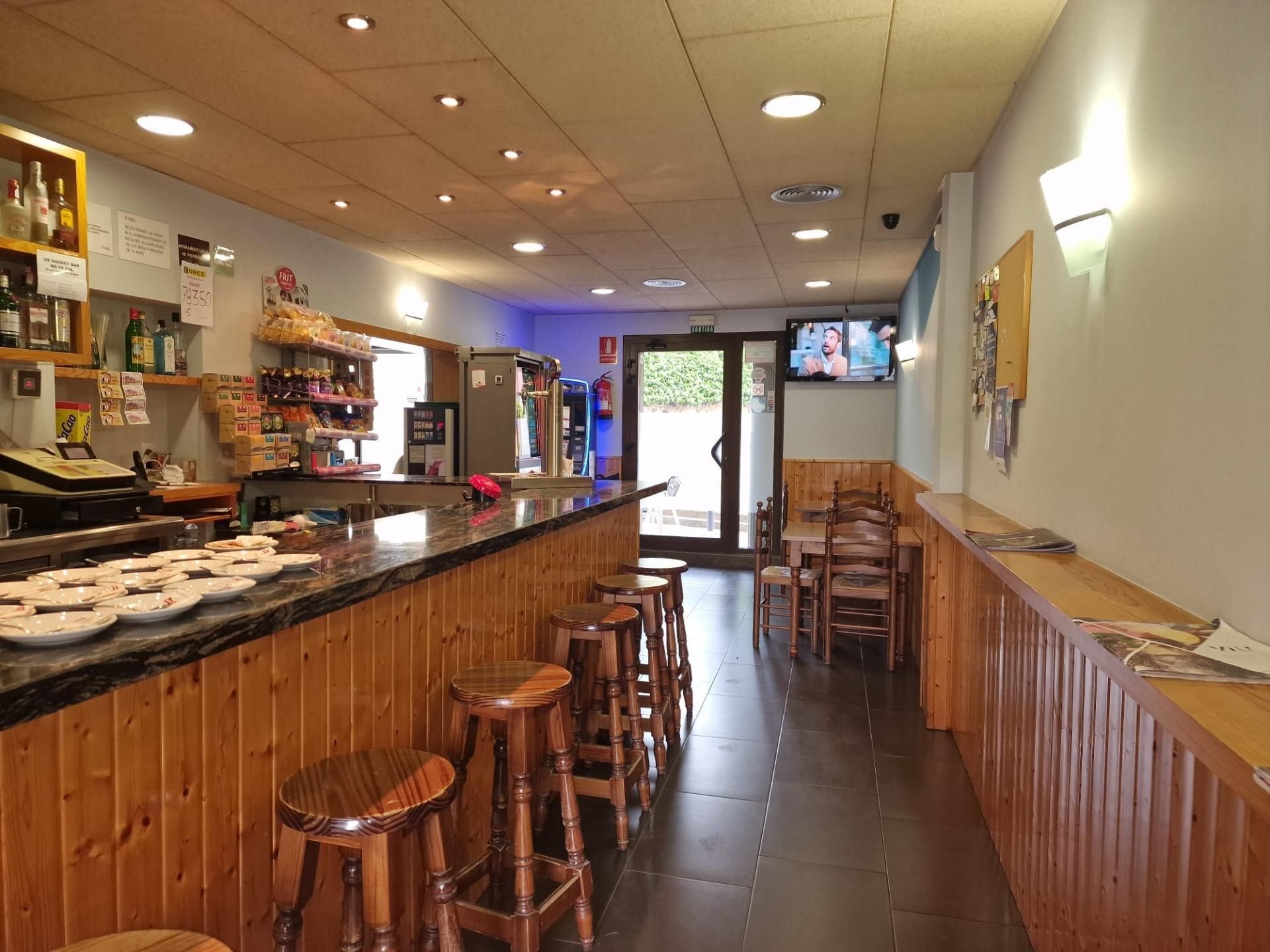 Premises for sale in Sant Jaume de Llierca  with Air Conditioner and Furnished