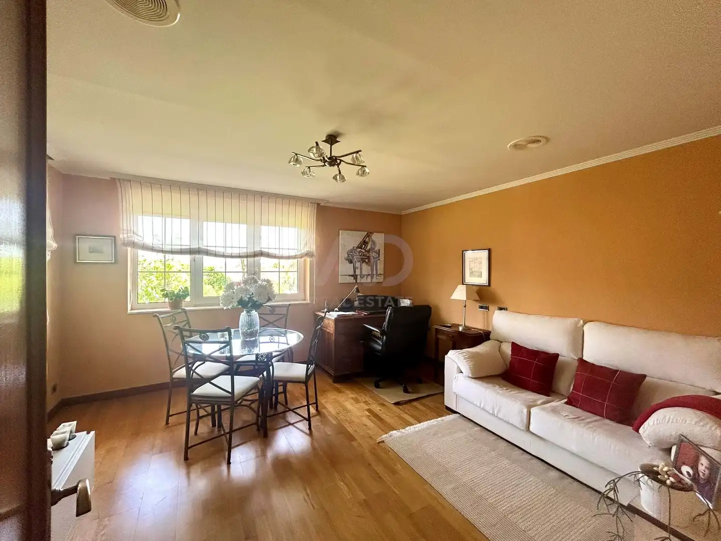 Exterior view of Houses for sale in Santovenia de la Valdoncina  with Heating and Terrace