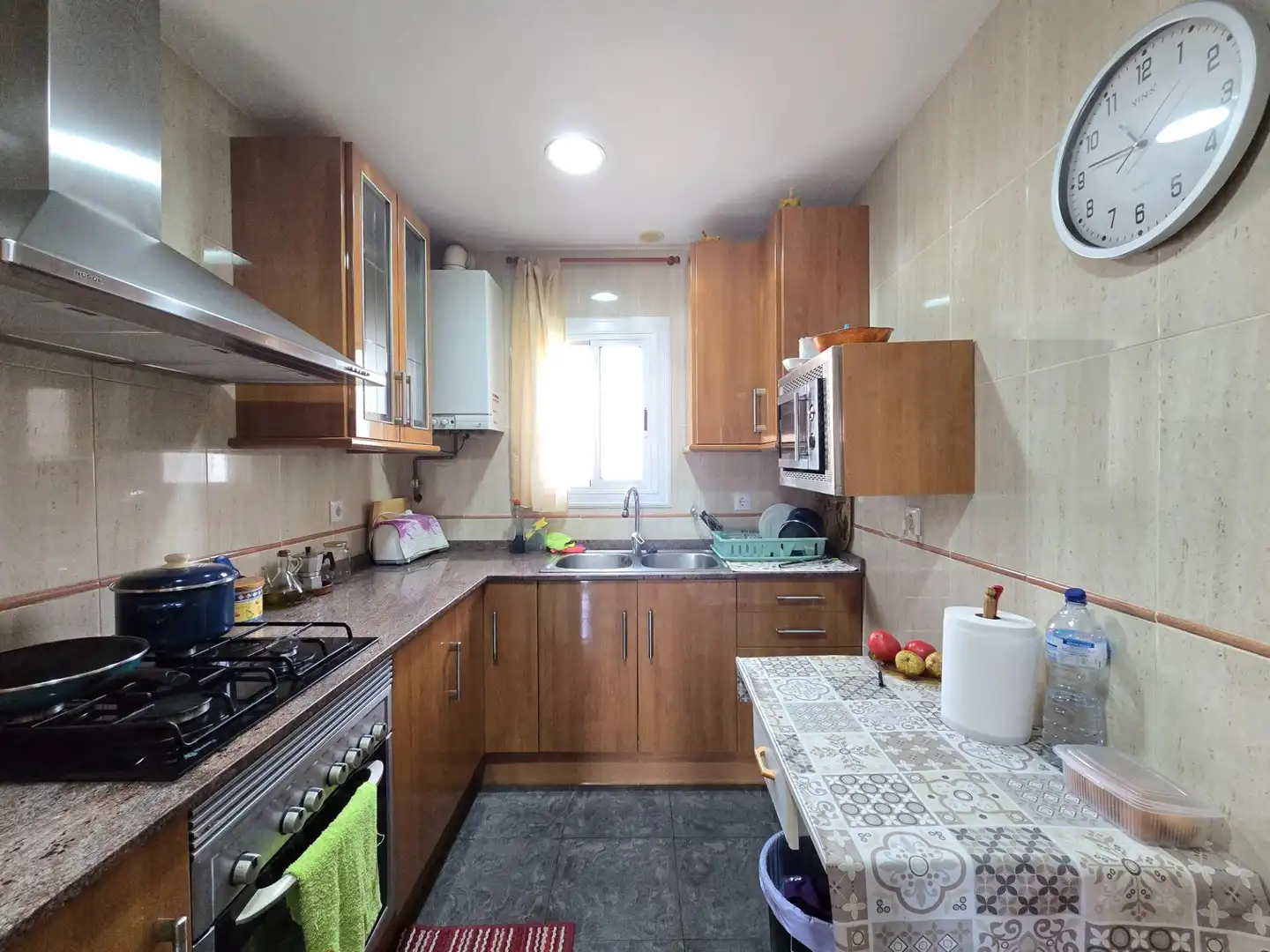 Cuina de Casa o xalet en venda en Cunit amb Aire condicionat, Calefacció i Jardí privat