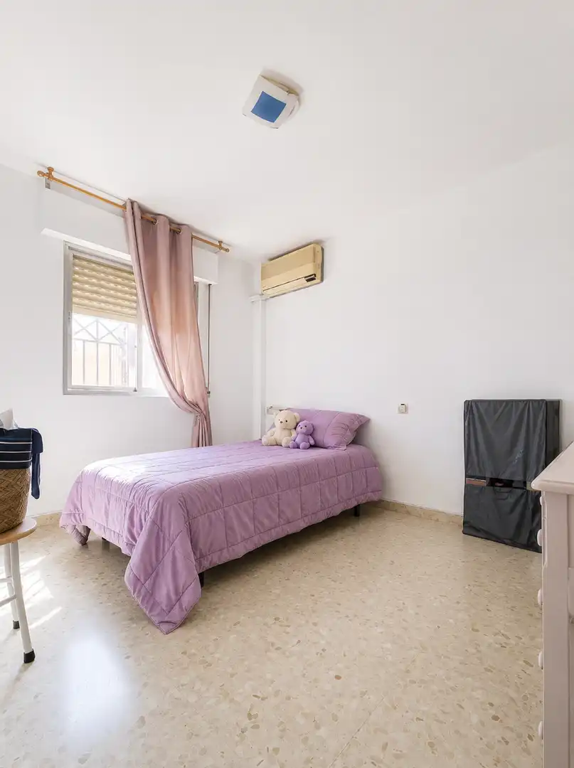 Dormitori de Casa o xalet en venda en Albolote amb Terrassa