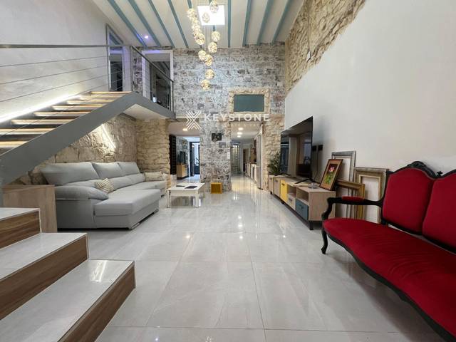 Piso en Alquiler en Carrer Poeta Campos Vasallo, 46, Mercado en Mercado