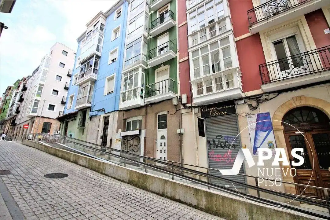 Vista exterior de Piso en venta en Santander con Alarma