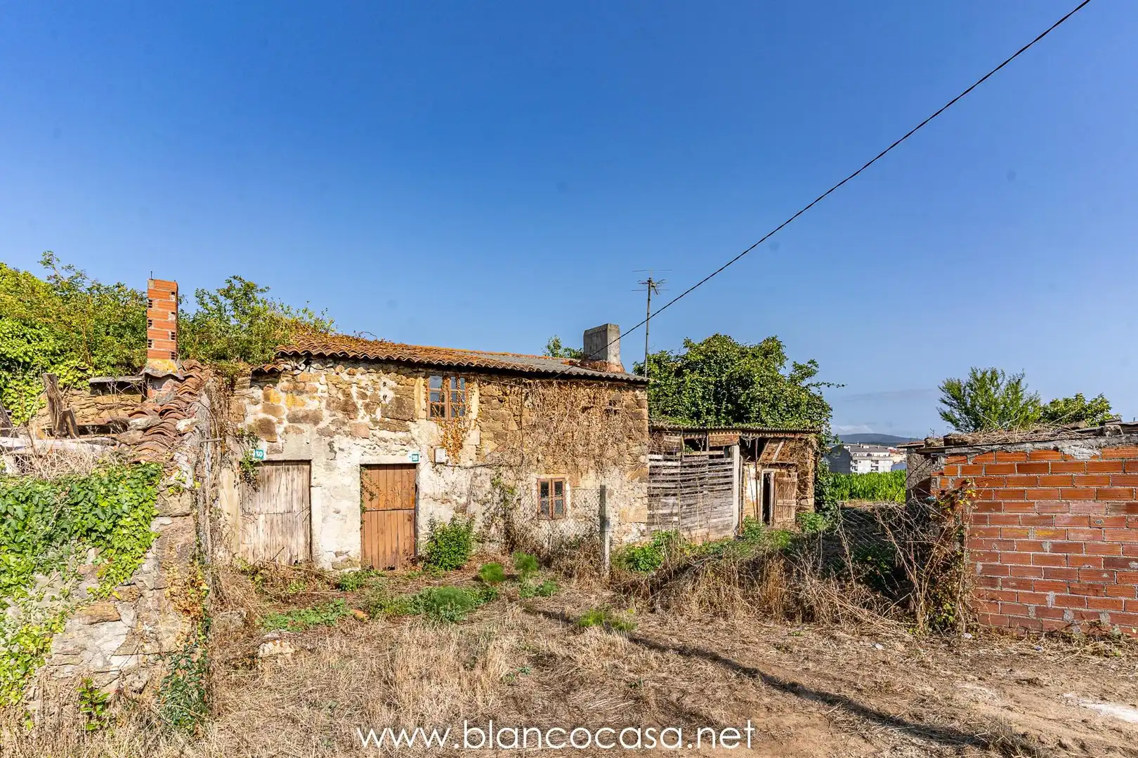 Houses for sale in Carballo  with Private garden