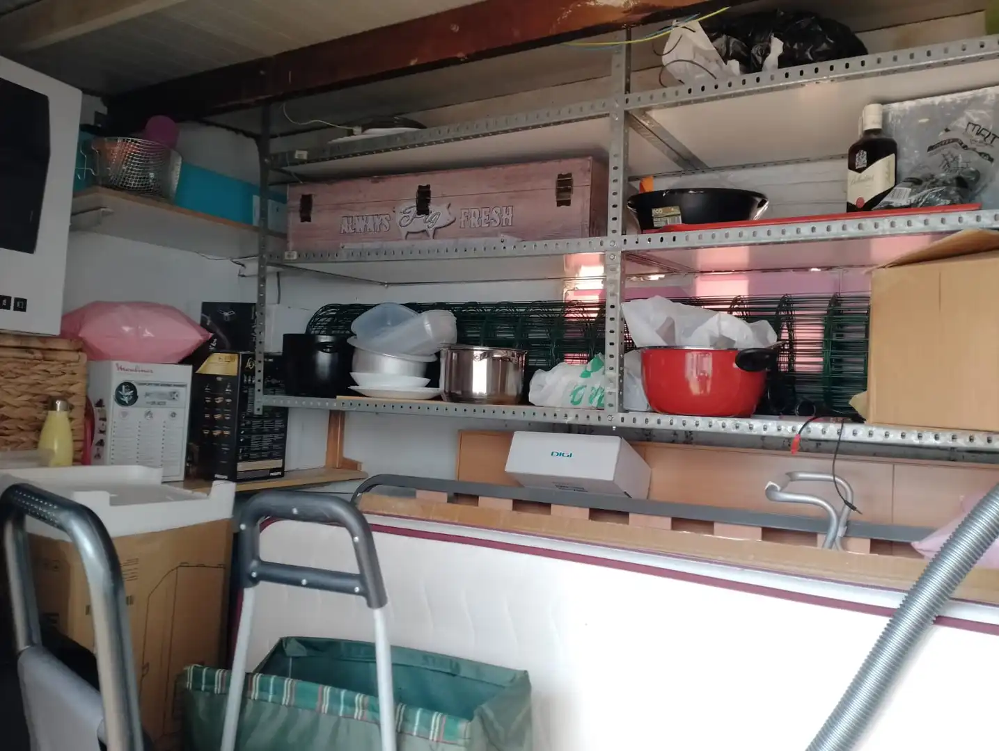 Cuina de Casa o xalet en venda en Badalona amb Jardí privat, Moblat i Balcó